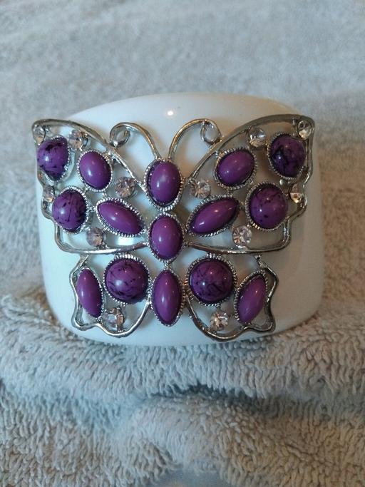 Buy & Sell Milton Regis Swale - Photos for butterfly braclet