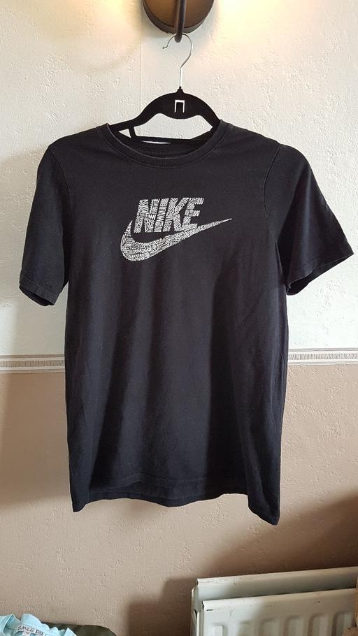 Buy & Sell Walsall Town Centre Walsall - Photos for NIKE Top