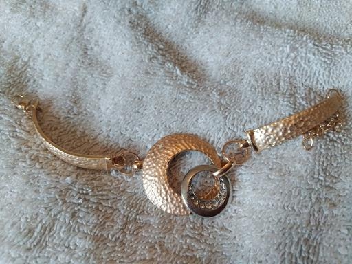 Buy & Sell Kemsley Swale - Photos for gold bracelet