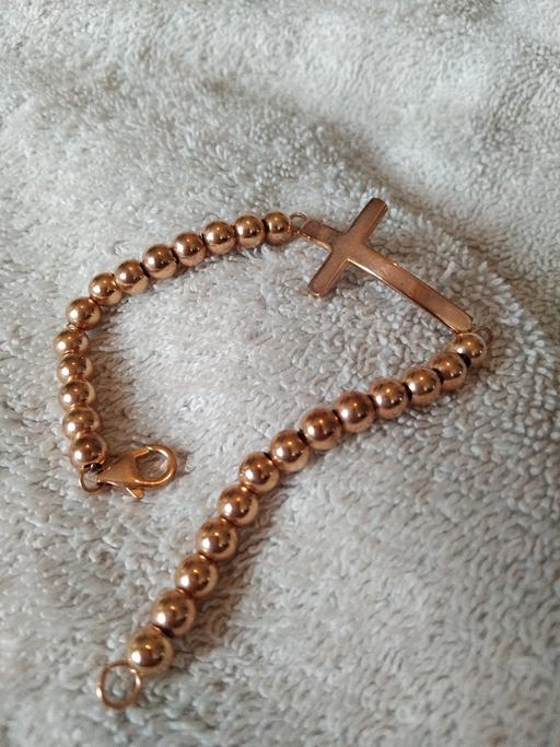 Buy & Sell Milton Regis Swale - Photos for gold cross bracelet