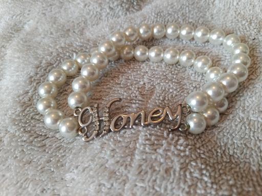 Buy & Sell Milton Regis Swale - Photos for honey pearl bracelet
