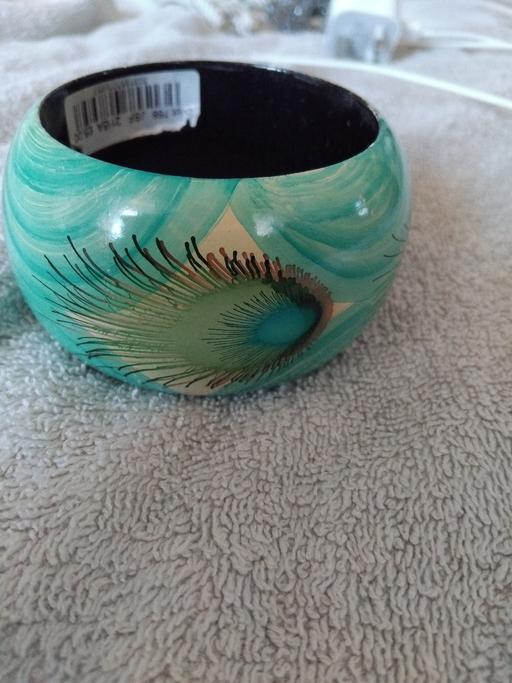 Buy & Sell Kemsley Swale - Photos for peacock bracelet