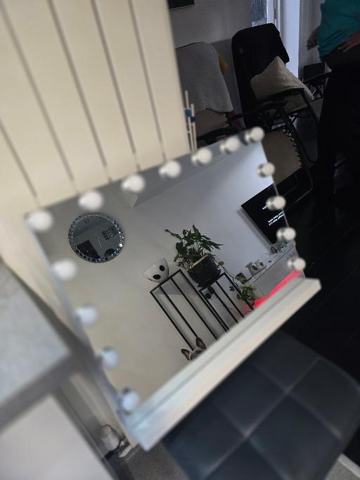 Buy & Sell Bournville Birmingham - Photos for Hollywood mirror