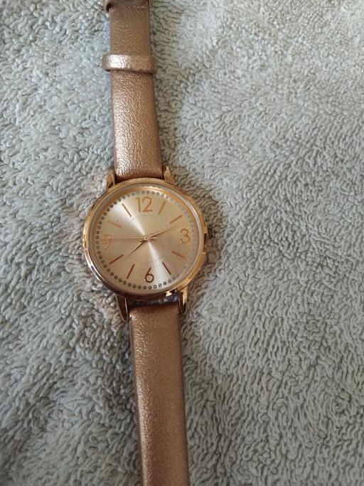 Buy & Sell Milton Regis Swale - Photos for gold watch