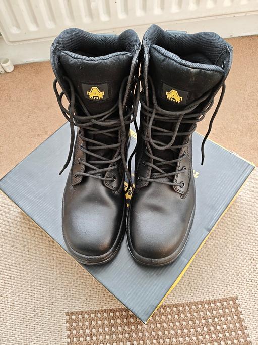 Buy & Sell Greenford Ealing - Photos for Amblers safety Boots
