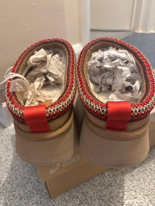 Buy & Sell Dulwich South East London - Photos for Uggs Taz