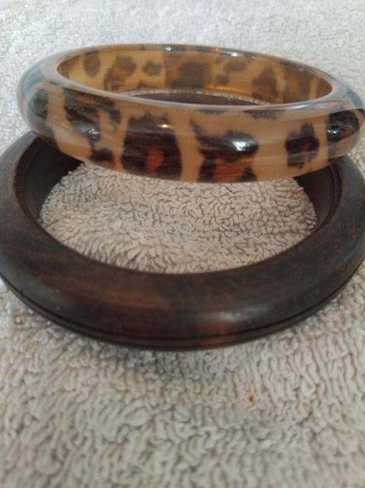 Buy & Sell Milton Regis Swale - Photos for leopard style braclets