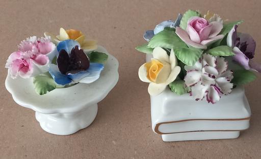 Buy & Sell Thatto Heath Saint Helens - Photos for 2 vintage royal doulton ceramic posie pots