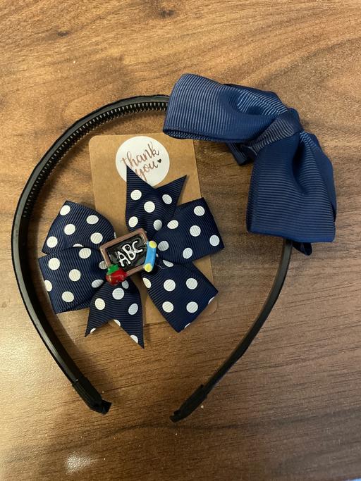 Buy & Sell Rowley Village Sandwell - Photos for Navy blue school headband and clip