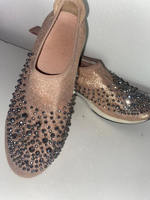 Buy & Sell Kingstanding Birmingham - Photos for Flat slip on trainers