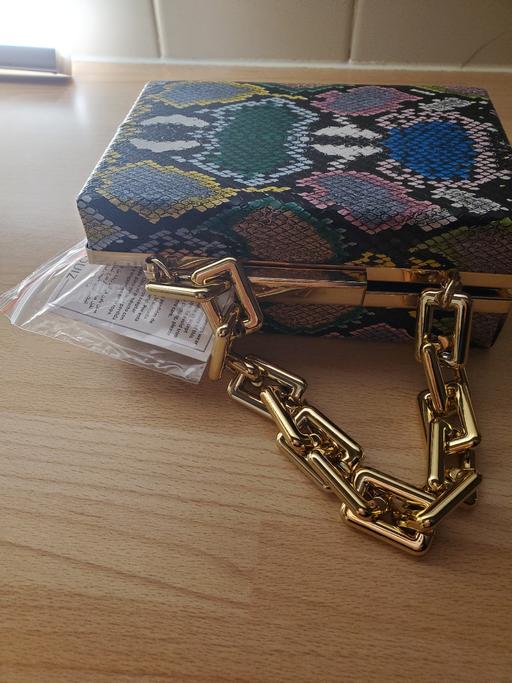 Buy & Sell Wellingborough North Northamptonshire - Photos for Clutch Bag with chain