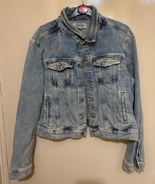 Buy & Sell Woking Town Centre Woking - Photos for Light blue denim jacket
