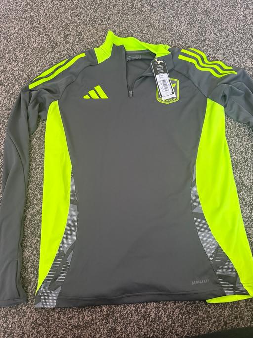 Buy & Sell Willenhall Walsall - Photos for Training Top