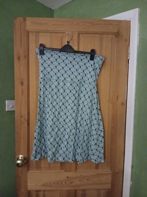 Buy & Sell Market Weighton East Riding of Yorkshire - Photos for Green skirt