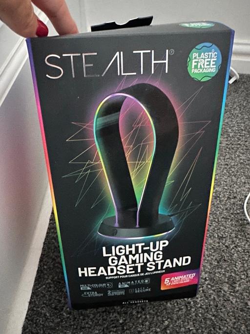 Buy & Sell Whiston Knowsley - Photos for Stealth headphones stand 