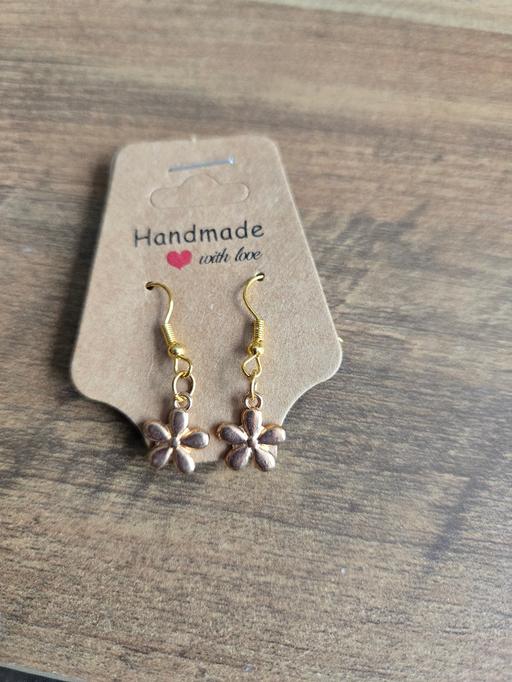 Buy & Sell Charter Avenue Industrial Estate Coventry - Photos for Ladies/Teens Flower Earrings