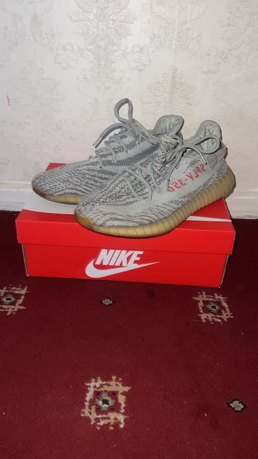 Buy & Sell Woodford Green Redbridge - Photos for Badly used pair Yeezy blue tints uk 12