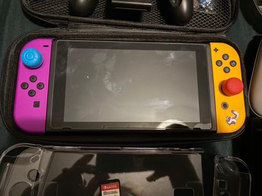 Buy & Sell Walthamstow East London - Photos for Nintendo Switch OLED Model - Bundle