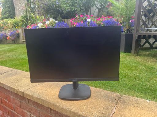 Buy & Sell Waltham Forest East London - Photos for Phillips Monitor