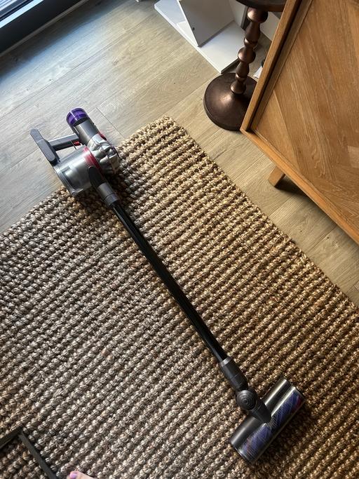 Buy & Sell - Photos for Dyson Hoover V8