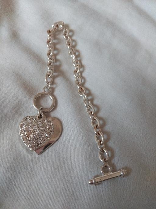 Buy & Sell Kemsley Swale - Photos for silver heart braclet