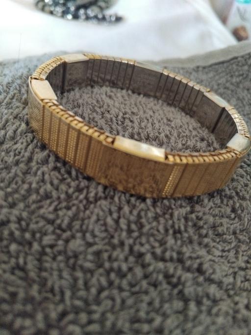 Buy & Sell Kemsley Swale - Photos for gold bracelet