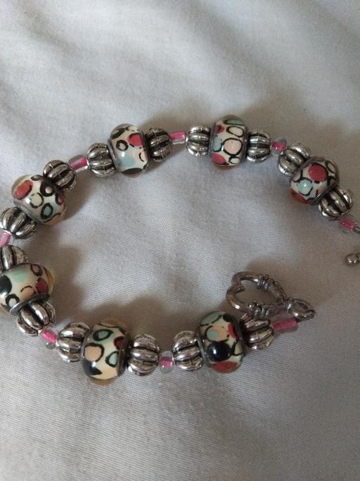 Buy & Sell Milton Regis Swale - Photos for glass braclet