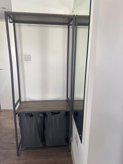 Buy & Sell Ilford Redbridge - Photos for Heavy duty clothing rail with 2 storage bags