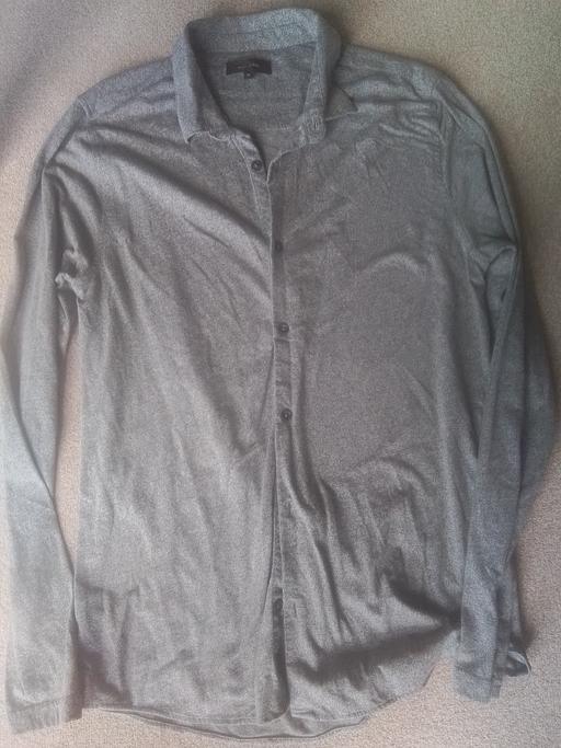 Buy & Sell Streetly Walsall - Photos for MANS RIVER ISLAND BUTTON UP TOP