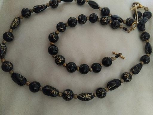 Buy & Sell Kemsley Swale - Photos for black and gold necklace and braclet