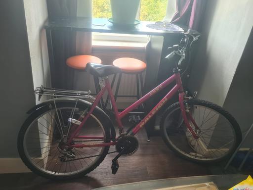 Buy & Sell Bexhill-on-Sea Rother - Photos for ladies pink Raleigh bike. Road ready