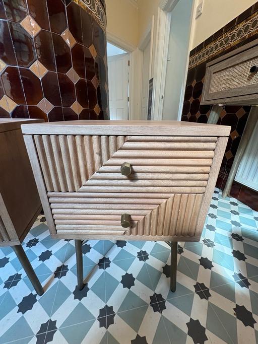 Buy & Sell Friern Barnet North London - Photos for Bedside tables x2