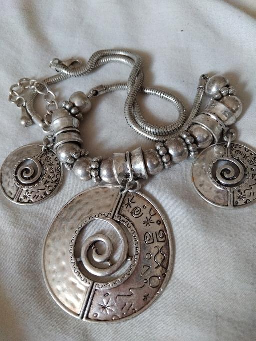 Buy & Sell Milton Regis Swale - Photos for silver necklace