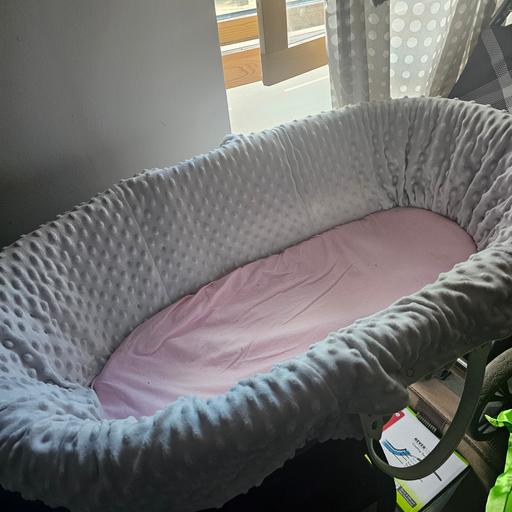 Buy & Sell St Johns South East London - Photos for FREE moses basket