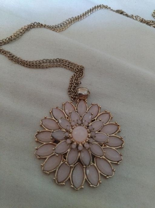 Buy & Sell Kemsley Swale - Photos for pink necklace
