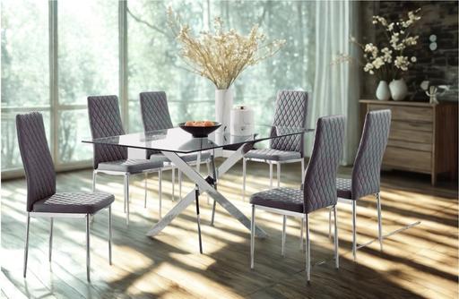 Buy & Sell Borehamwood Hertsmere - Photos for Dining table & 6 chairs