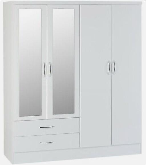 Buy & Sell Borehamwood Hertsmere - Photos for 4 doors Wardrobe