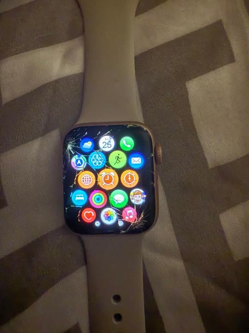 Buy & Sell Hall Green Birmingham - Photos for Apple se watch