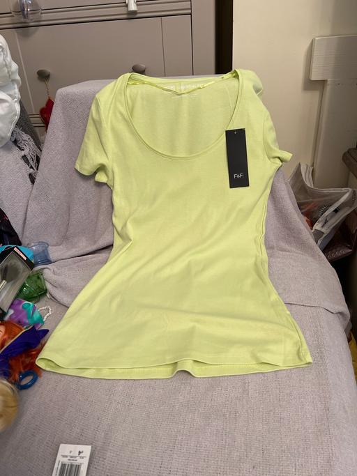 Buy & Sell Easington Lane Sunderland - Photos for Womens Top From F&F ( New )