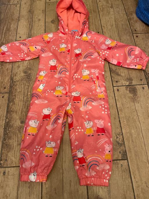 Buy & Sell Rowley Village Sandwell - Photos for Girls age 12-18 months peppa pig puddlesuit