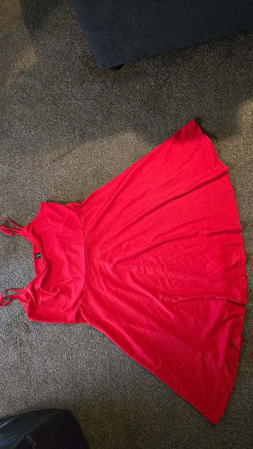 Buy & Sell Tipton Sandwell - Photos for red skater style dress size size 2xl
