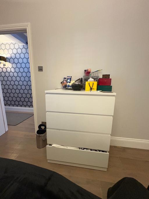 Buy & Sell Brompton South West London - Photos for Storage