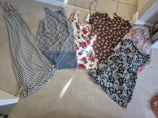 Buy & Sell Leyton East London - Photos for Clothes Bundle and 1 bag