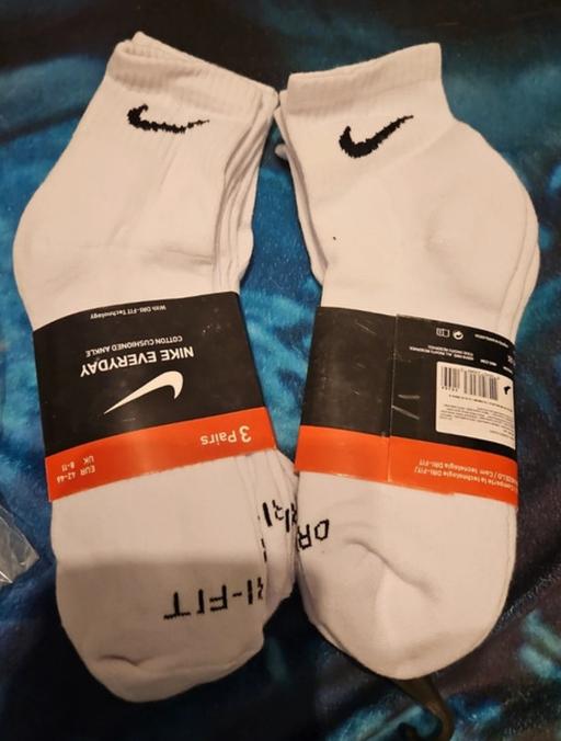 Buy & Sell Kexbrough Barnsley - Photos for 6 pairs Nike socks Size 8 - 11