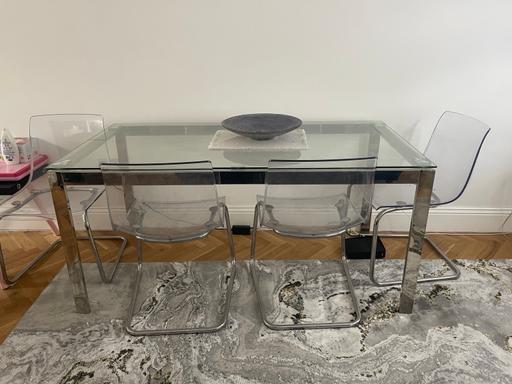 Buy & Sell Waltham Forest East London - Photos for Table with chairs