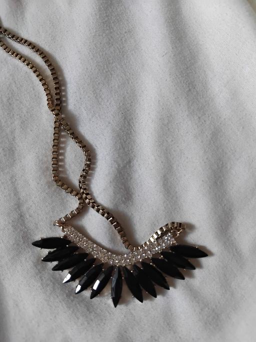 Buy & Sell Milton Regis Swale - Photos for pretty necklace