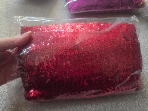 Classes Eccleshill Bradford - Photos for New elasticated sequins in red 6cm width