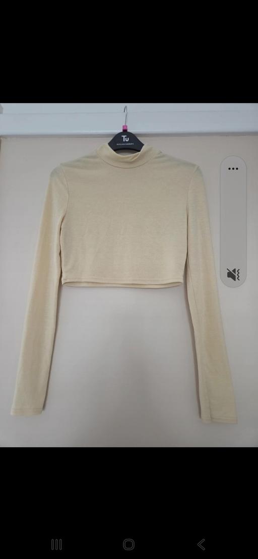 Buy & Sell Norbury South West London - Photos for Crop top