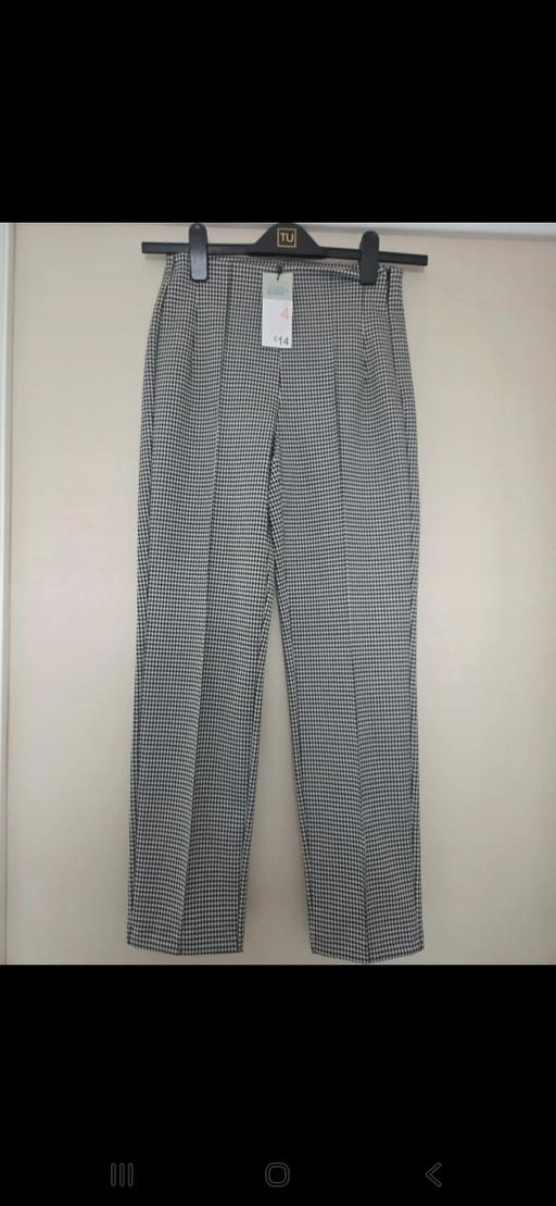 Buy & Sell Norbury South West London - Photos for Ladies trousers