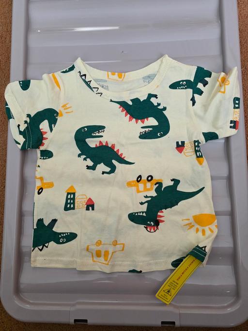 Buy & Sell Blackpool Town Centre Blackpool - Photos for Dinosaur t shirt age 3 yrs NEW